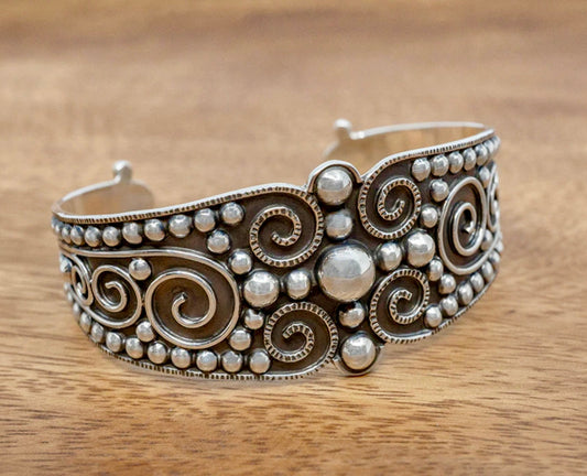 Vintage Style Sterling Silver Cuff Bracelet W/Center Bead Cross