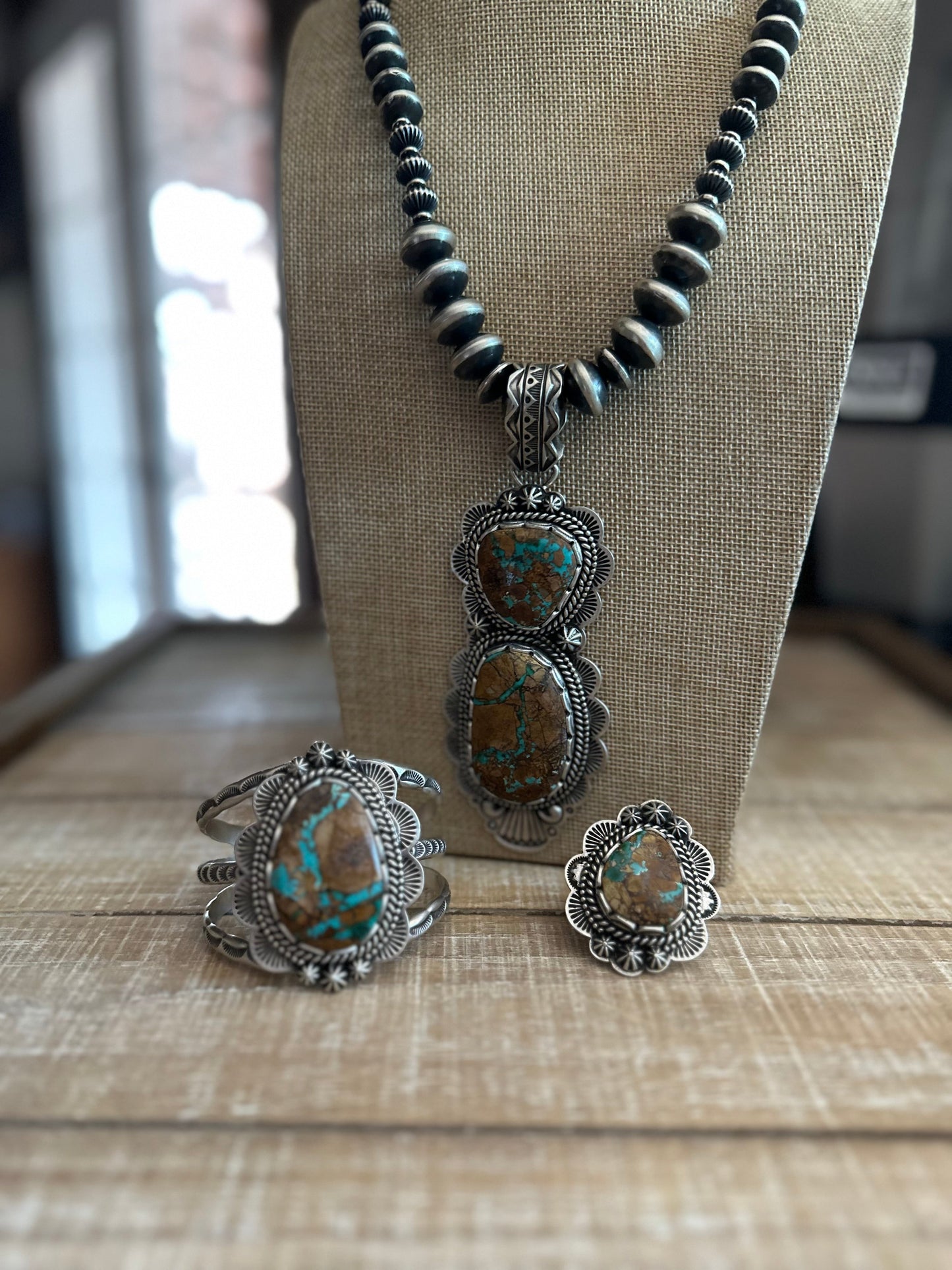 Charles Johnson Handcrafted Ribbon Turquoise & Sterling Silver Necklace, Bracelet and Ring  Set Signed