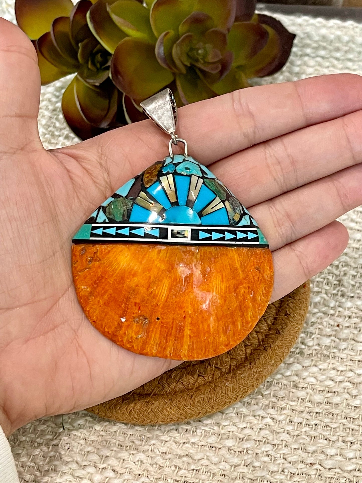 Beautiful Handmade Sterling Silver & Multi Stone Sea Shell Pendant