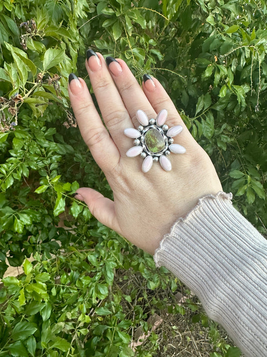 “Pink Blossom” Gorgeous Handcrafted Turquoise, Pink Conch And Sterling Silver Adjustable Flower Ring Signed