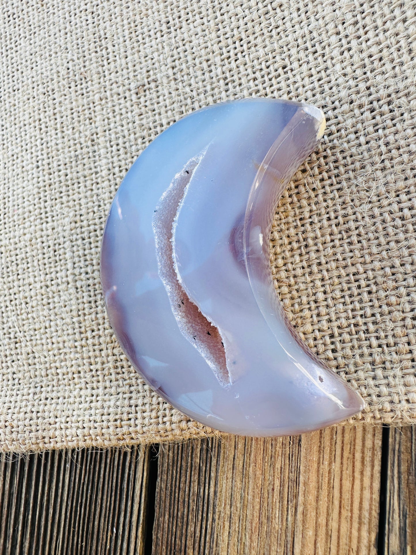 Nizhoni Crystals ✨ Polished Agate Crescent Moon