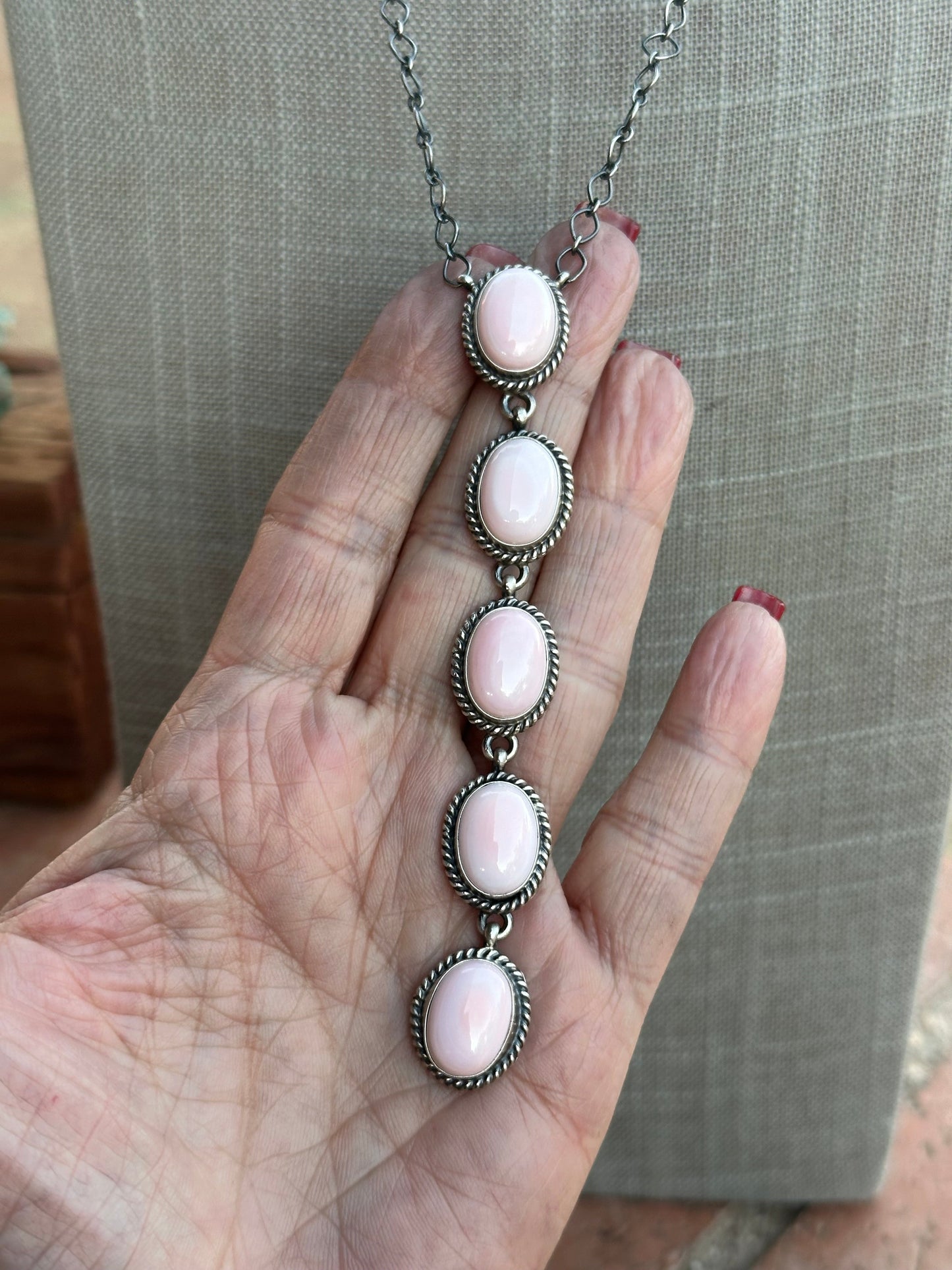 Handcrafted Queen Pink Conch & Sterling Silver 5 Oval Drop Necklace