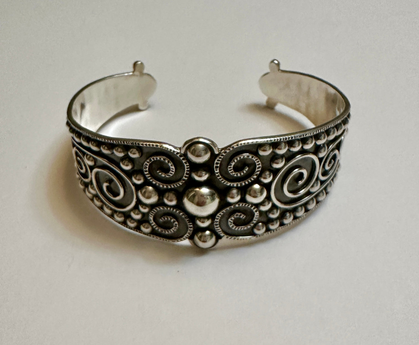 Vintage Style Sterling Silver Cuff Bracelet W/Center Bead Cross