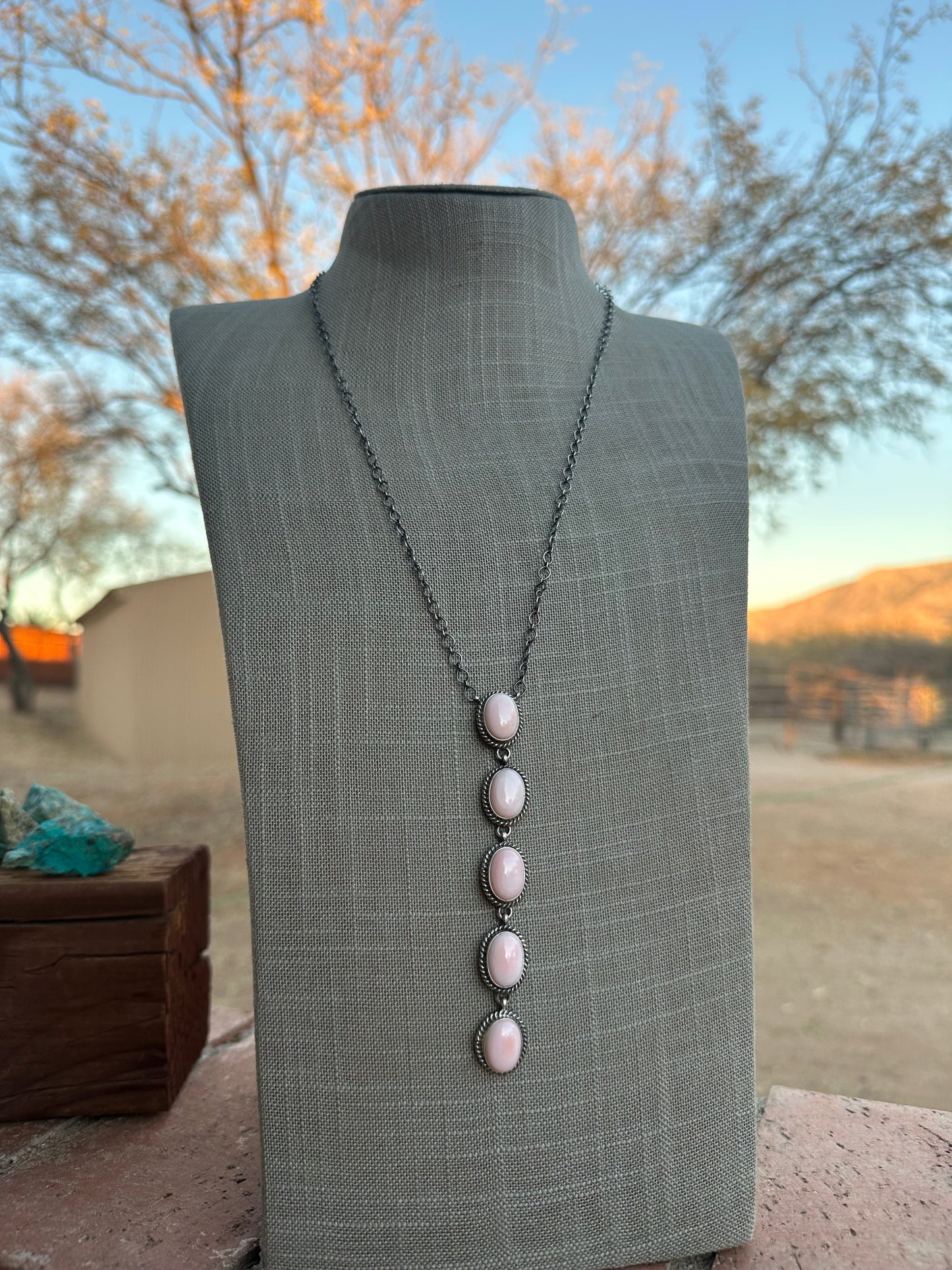 Handcrafted Queen Pink Conch & Sterling Silver 5 Oval Drop Necklace