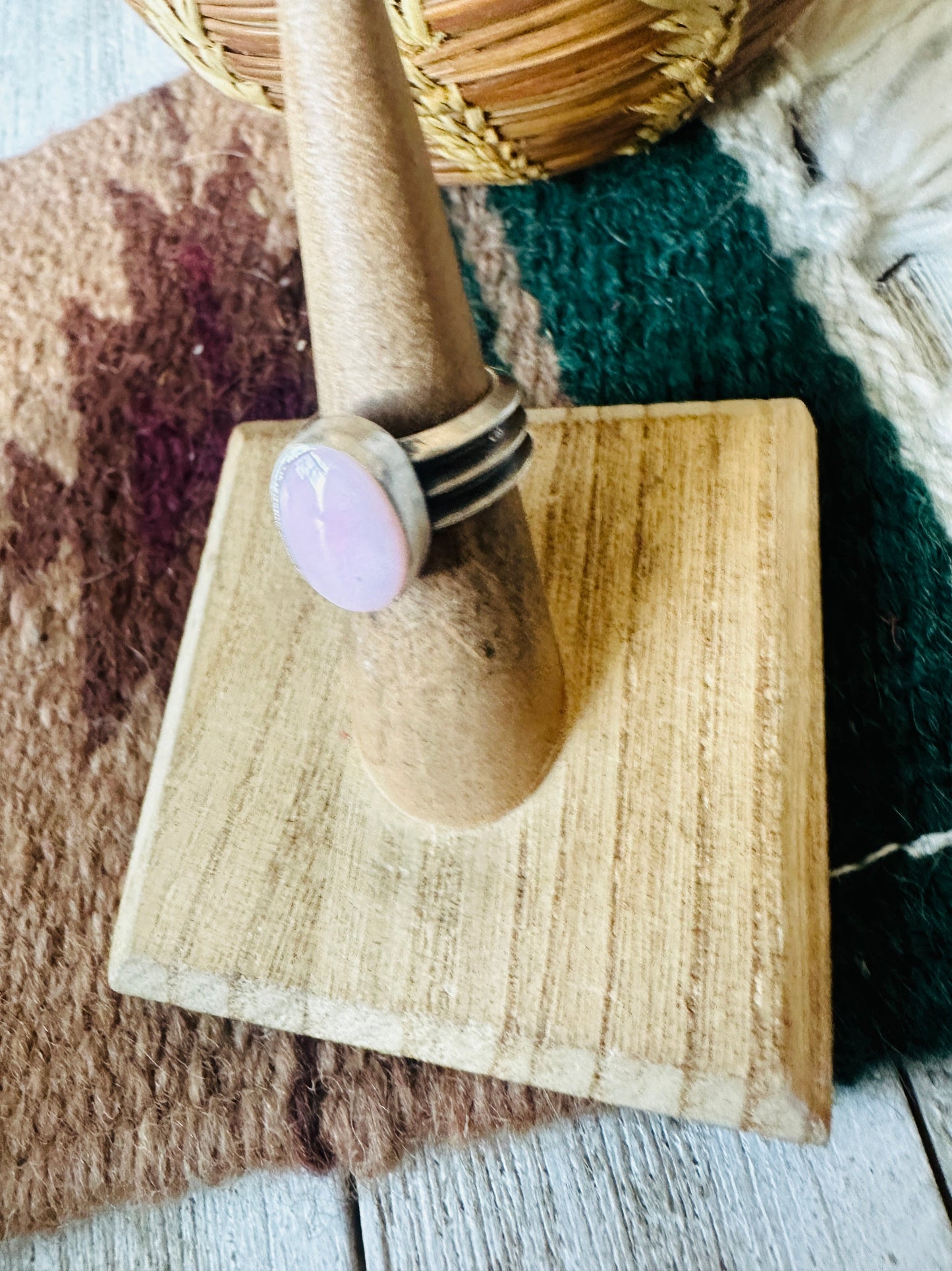 Navajo Sterling Silver & Queen Pink Conch Shell Ring