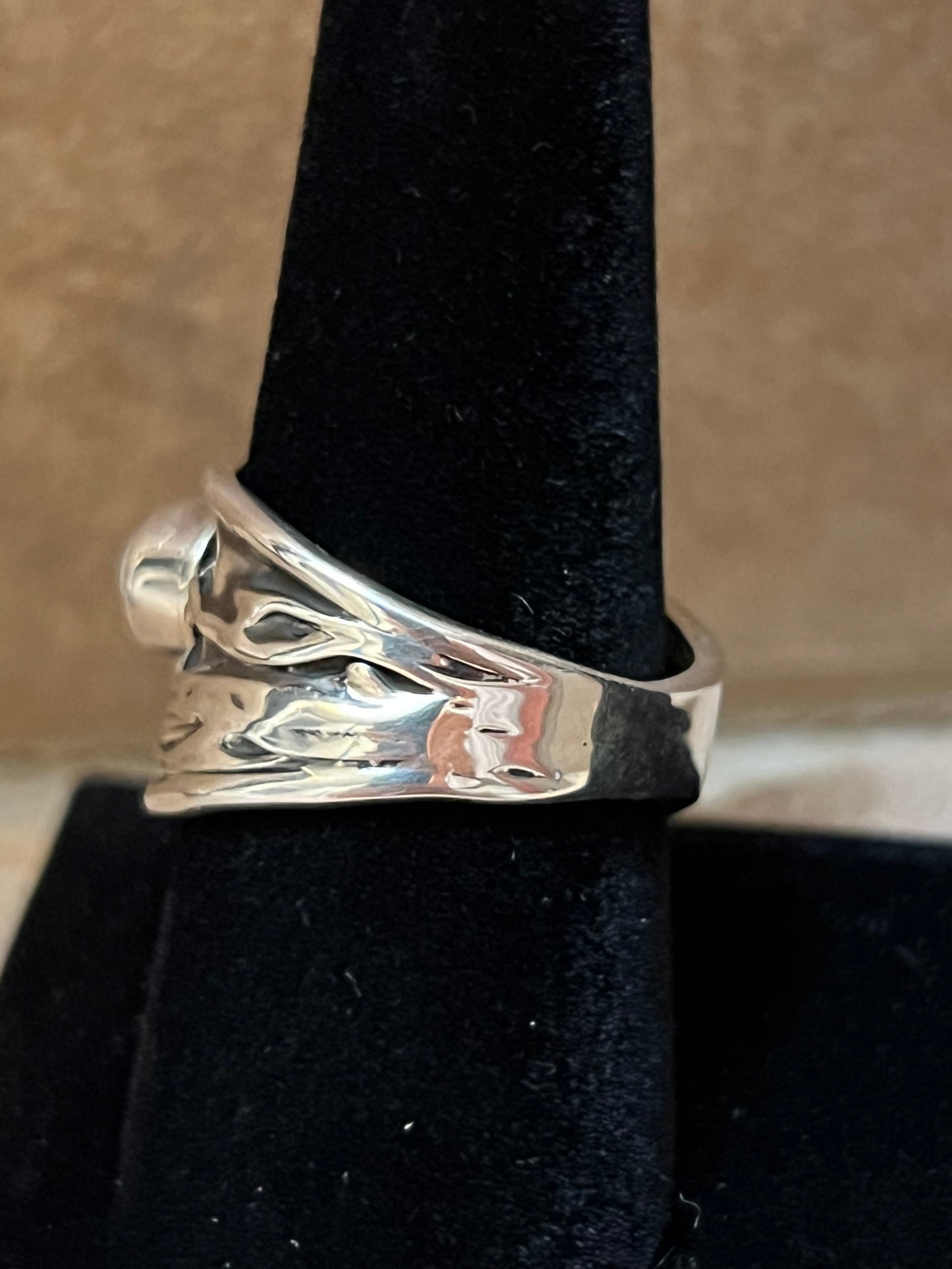 Corrugated Sterling Silver Ring w/ Pearl Cabochon