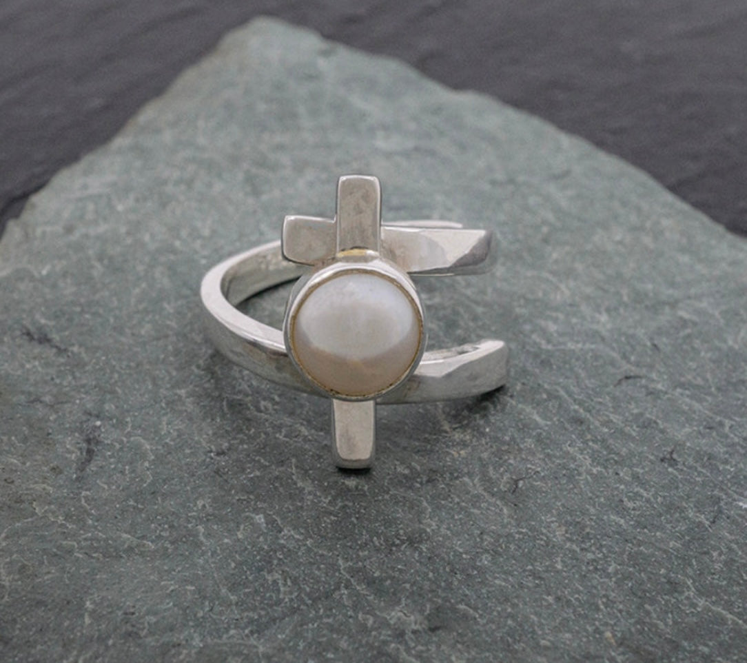 Wrap Sterling Silver Ring w/ Pearl Center