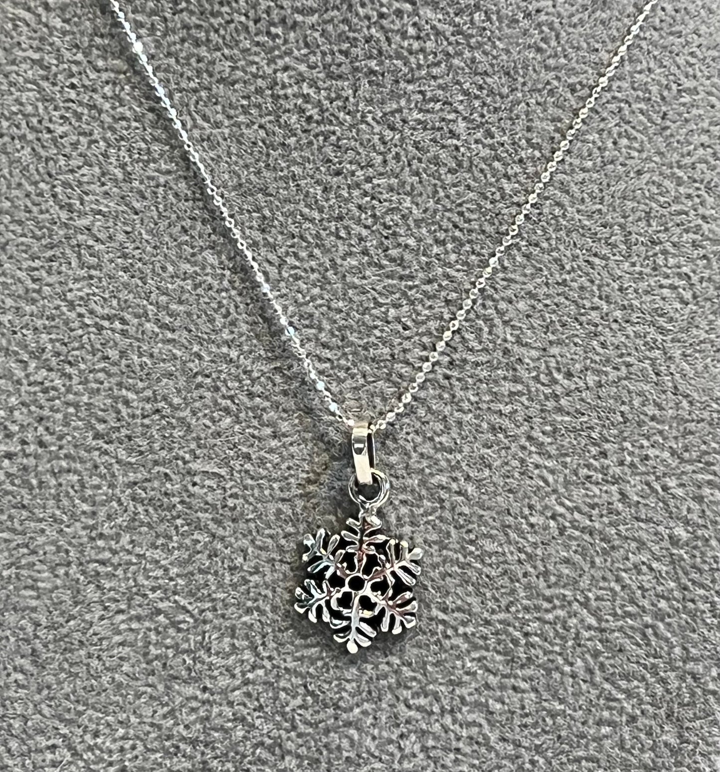 Medium Sterling Silver Snowflake Pendant