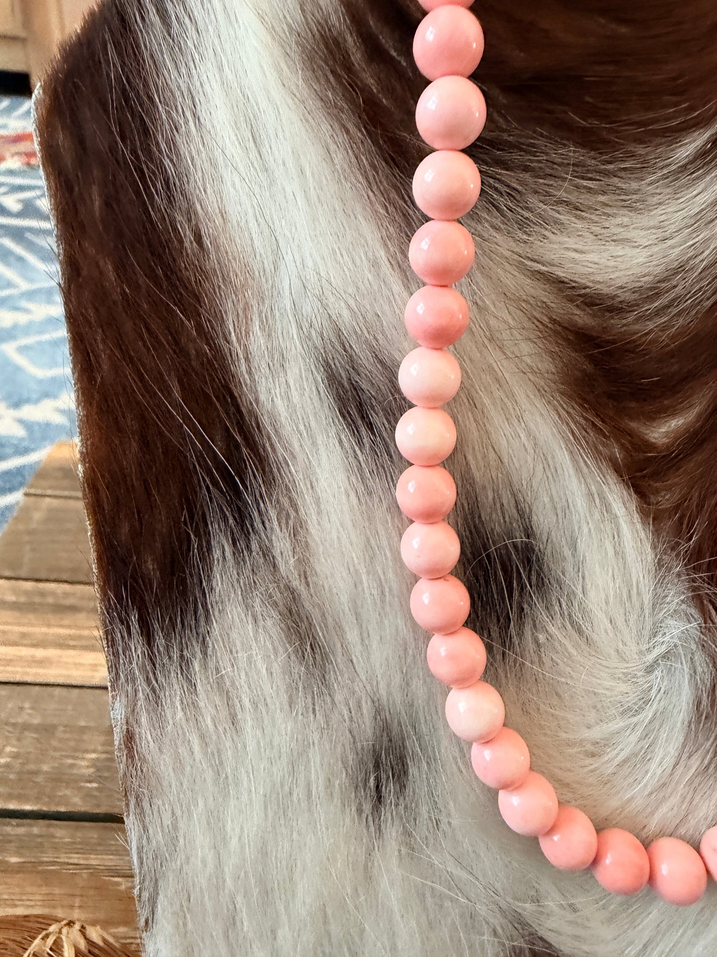 Handcrafted 8mm Queen Pink Conch 18” Beaded Necklace