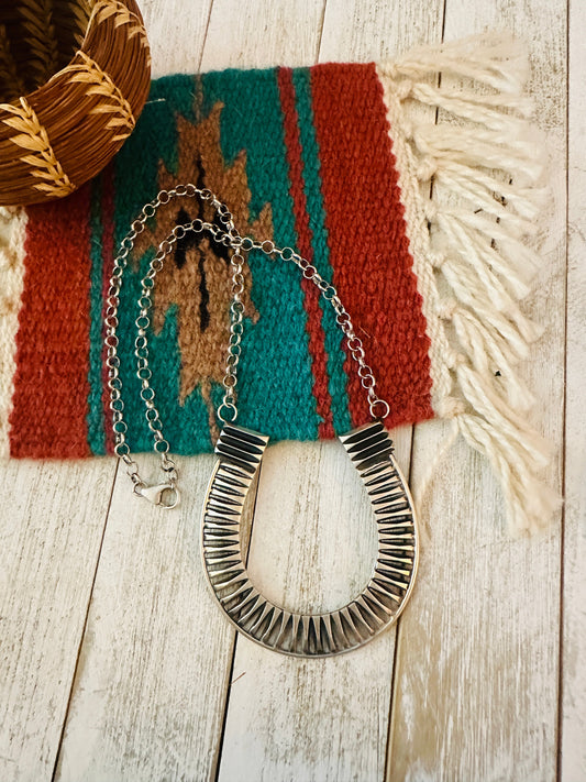 Navajo Sterling Silver Horseshoe Necklace