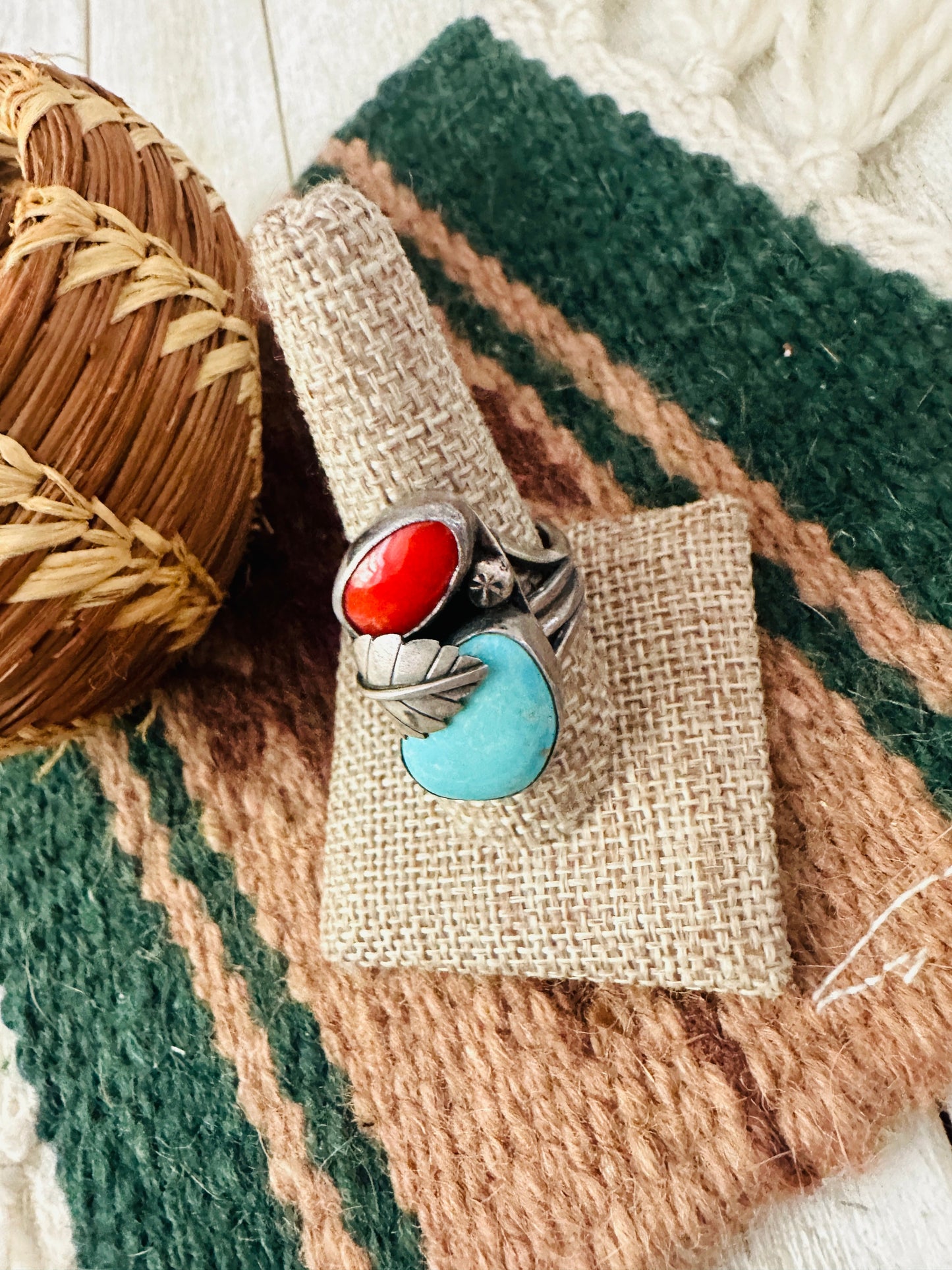 Old Pawn Handcrafted Turquoise, Coral & Sterling Silver Ring Size 10