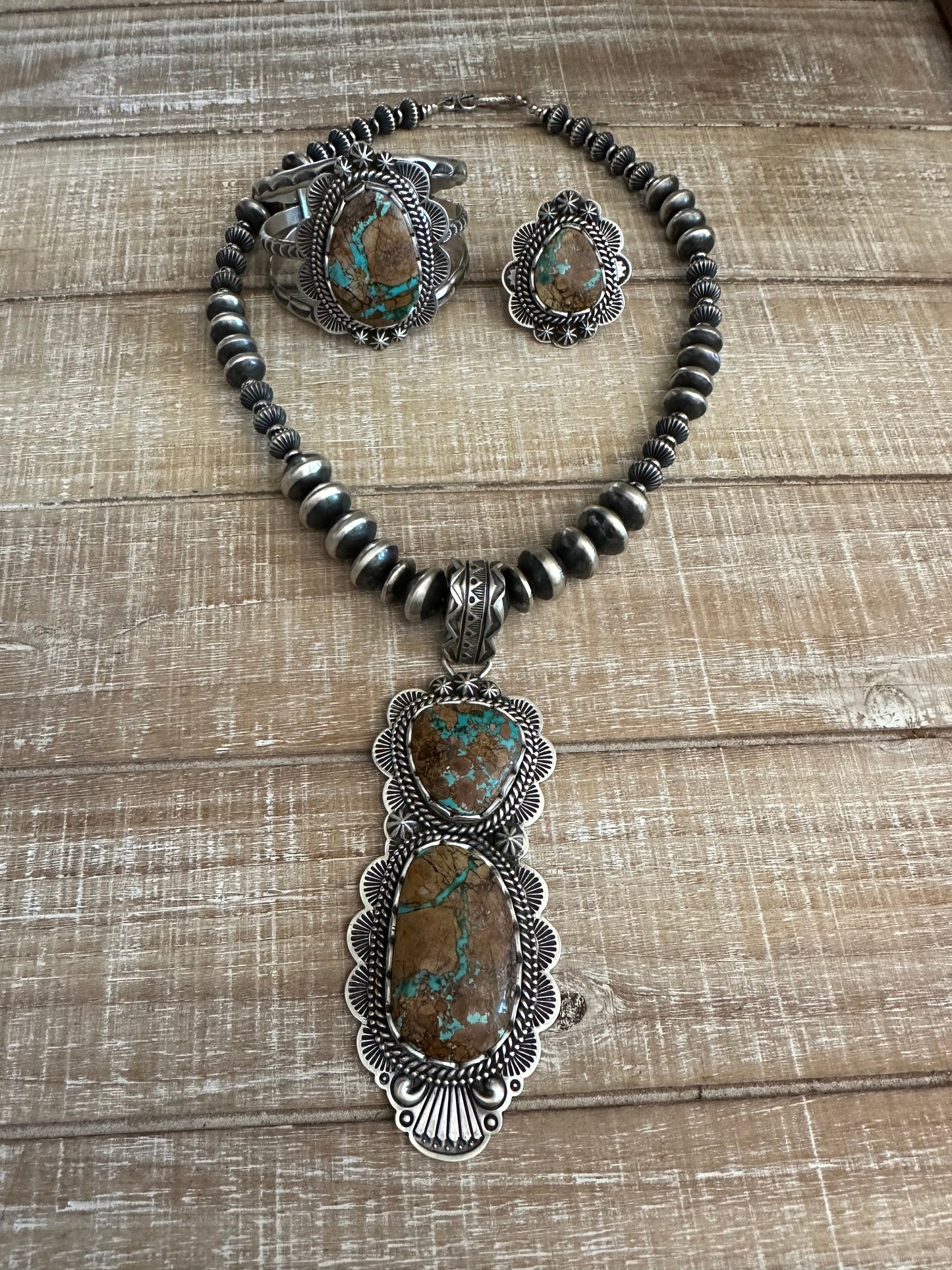 Charles Johnson Handcrafted Ribbon Turquoise & Sterling Silver Necklace, Bracelet and Ring  Set Signed