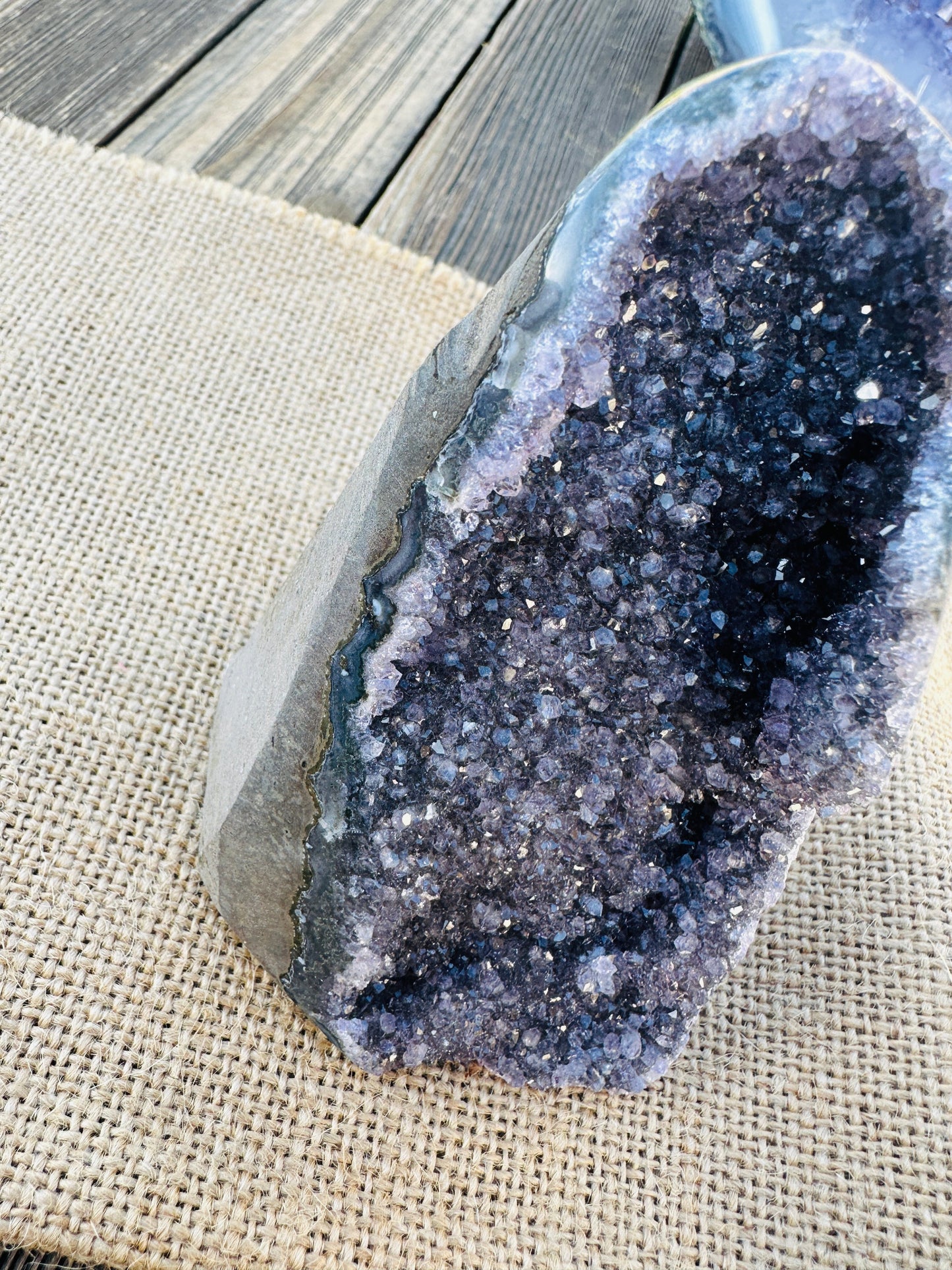 Nizhoni Crystals ✨ Amethyst Cathedral Geode