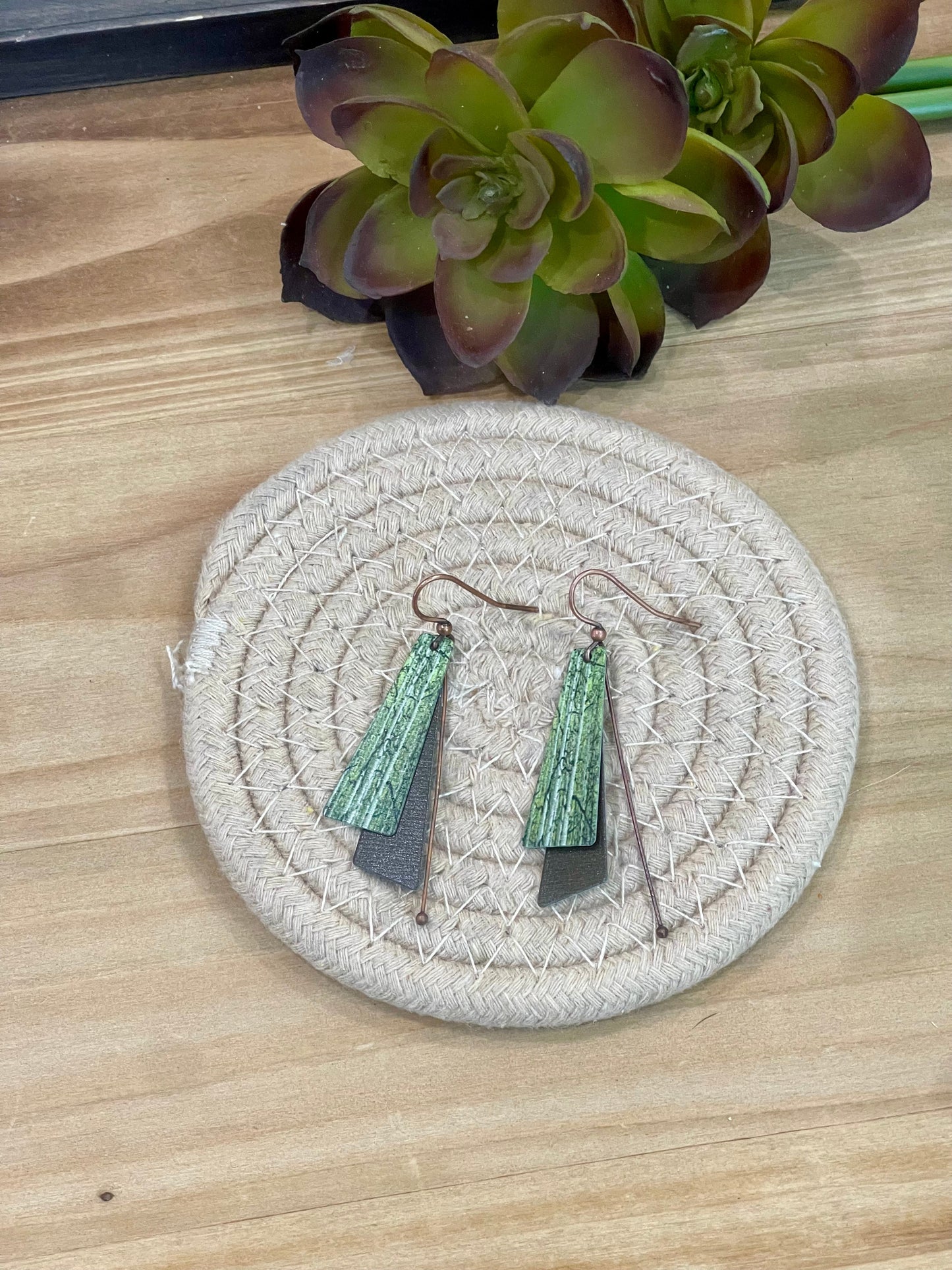 The Bijoux Vault Vintage Dangle Earrings