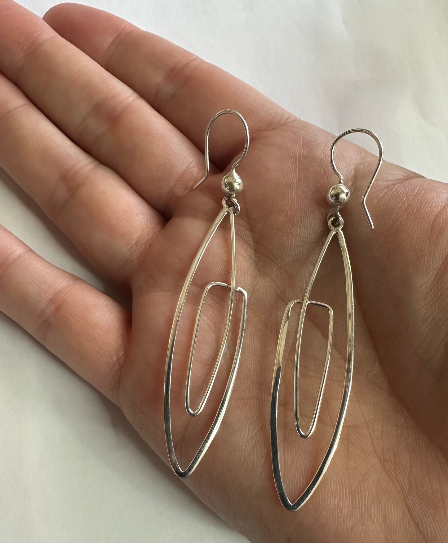 PAPERCLIP EARRING ON HOOK