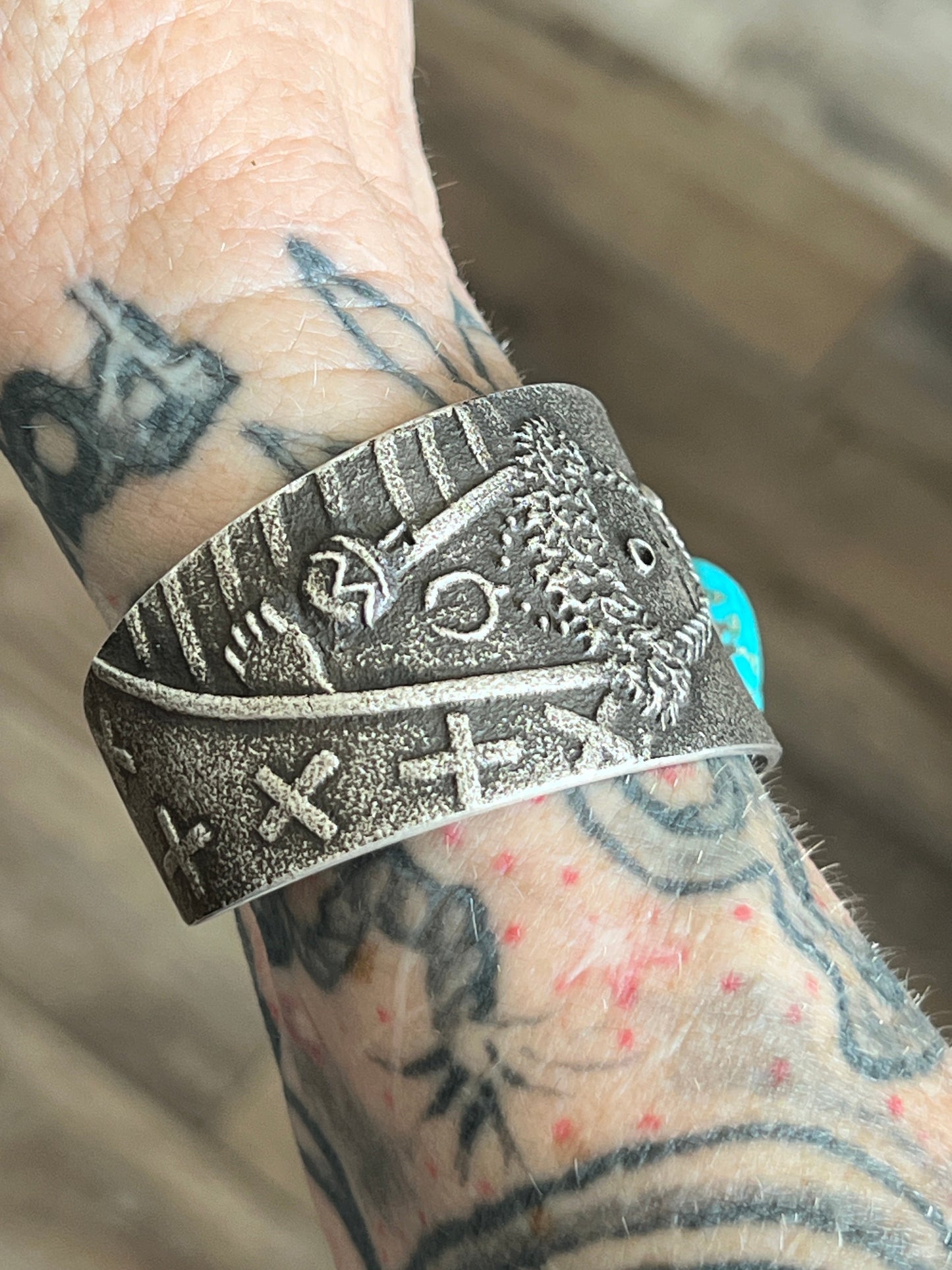 Handcrafted Tufa Cast Sterling Mudhead Cuff Bracelet with Kingman Turquoise by Lee Begay