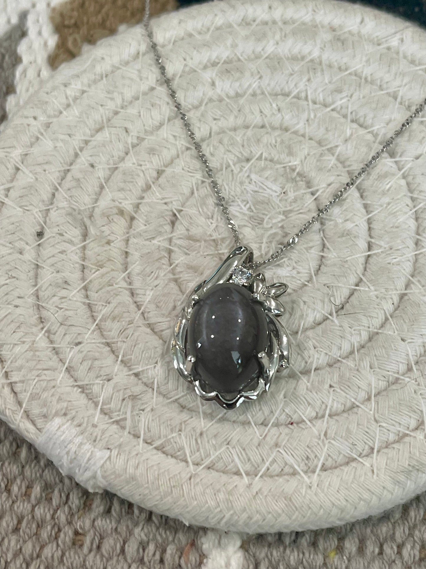 The Bijoux Vault Vintage Silver Chain  Necklace