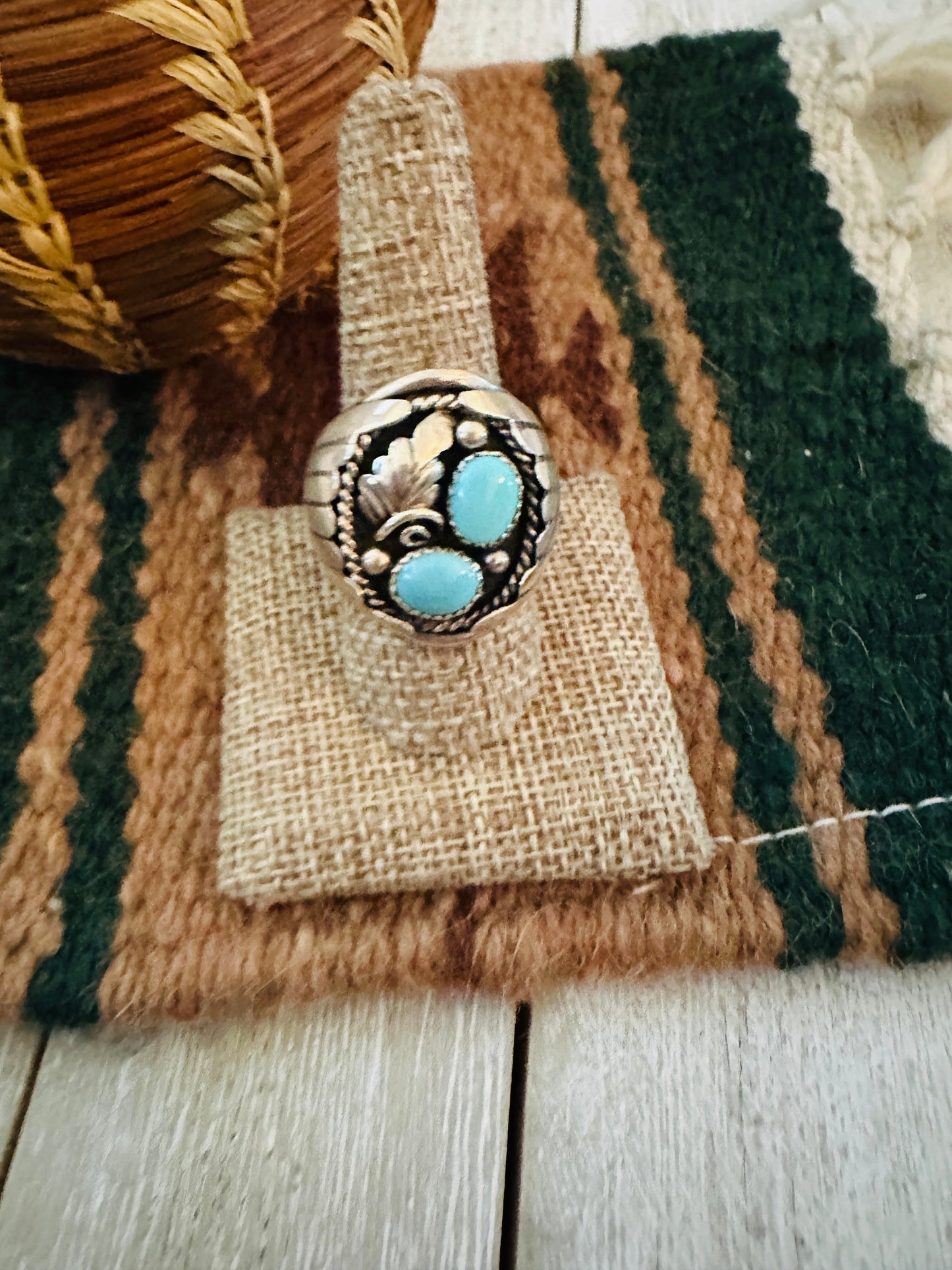 Old Pawn Handcrafted Turquoise & Sterling Silver Ring Size 10