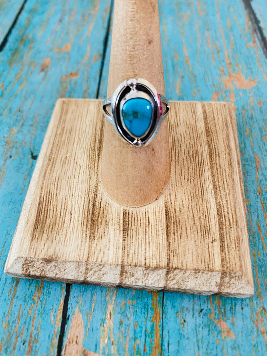 Handcrafted Kingman Turquoise & Sterling Silver Ring Size 6.5