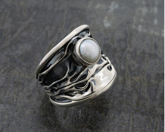 Corrugated Sterling Silver Ring w/ Pearl Cabochon