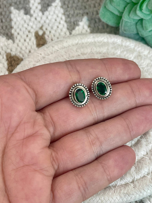 The Bijoux Vault Vintage Silver Stud Earrings