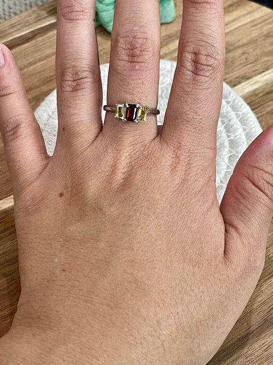 The Bijoux Vault Vintage  Ring Sz 8.25
