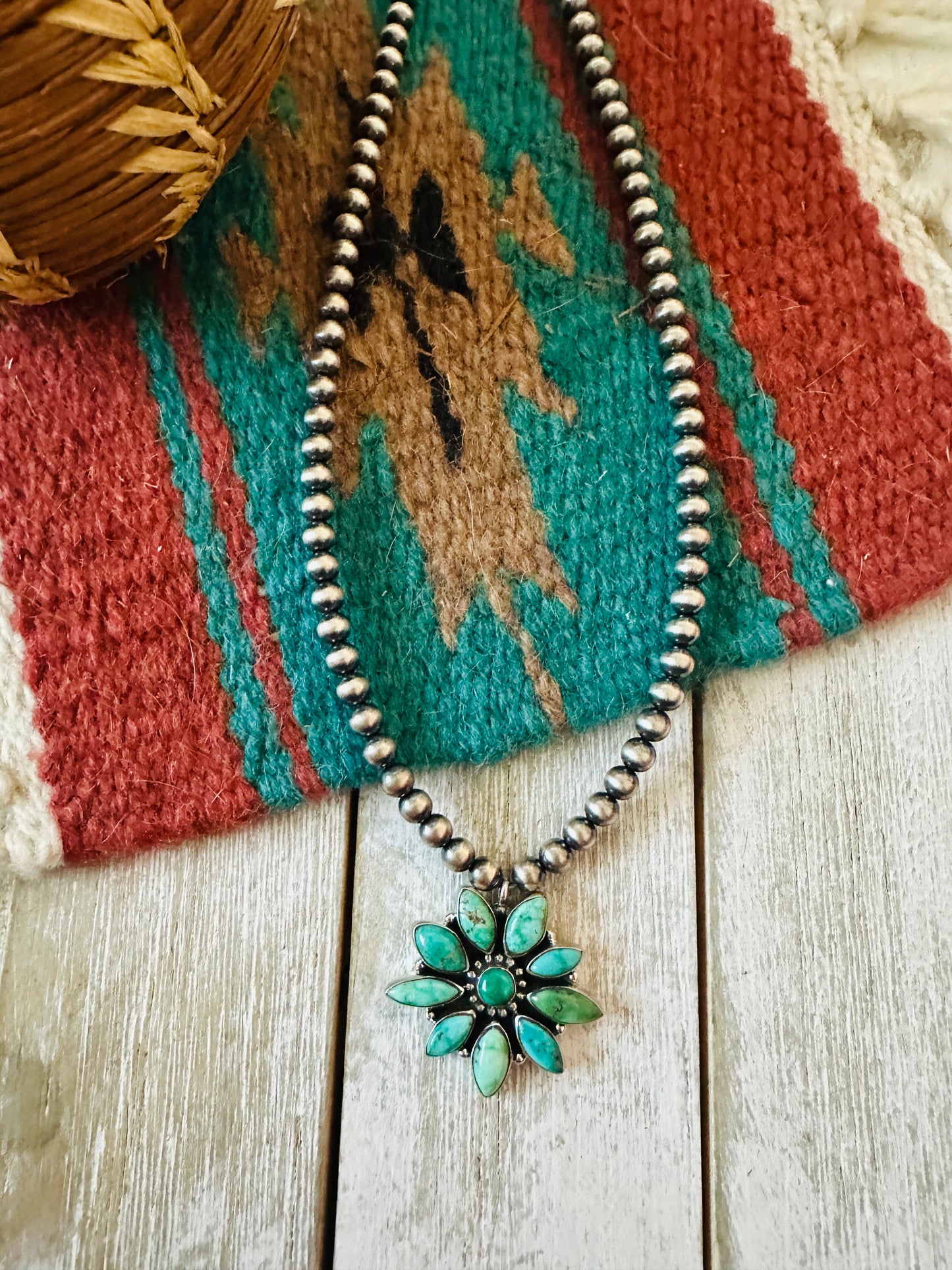 ** Christmas Collection ** Handmade Sterling Silver & Emerald Valley Beaded Necklace Signed Nizhoni