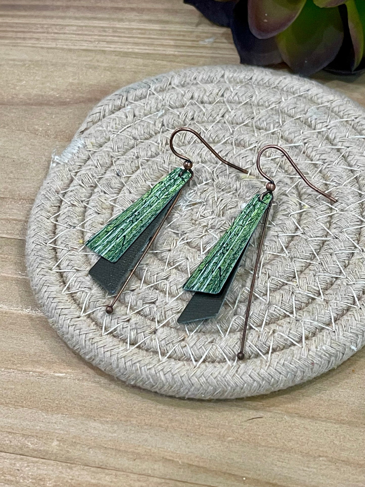 The Bijoux Vault Vintage Dangle Earrings