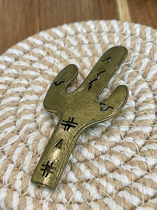 The Bijoux Vault: 1980’s Ultra Craft Gold Tone Pewter Cactus Pin