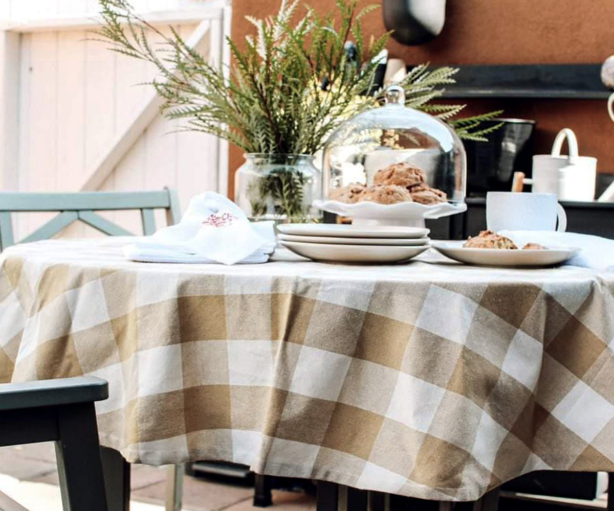 Round Tablecloth - Buffalo Plaid Table cloths