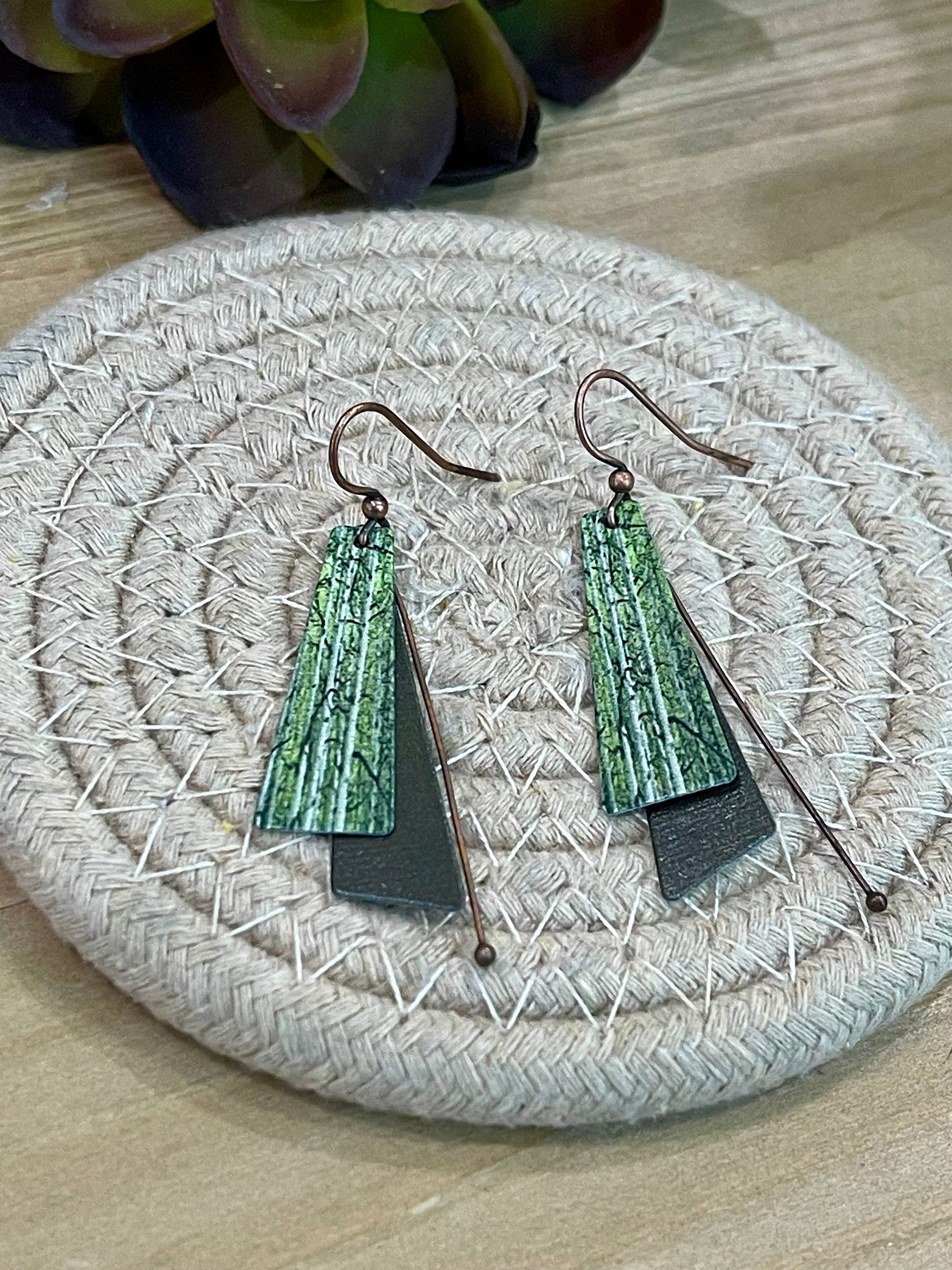 The Bijoux Vault Vintage Dangle Earrings