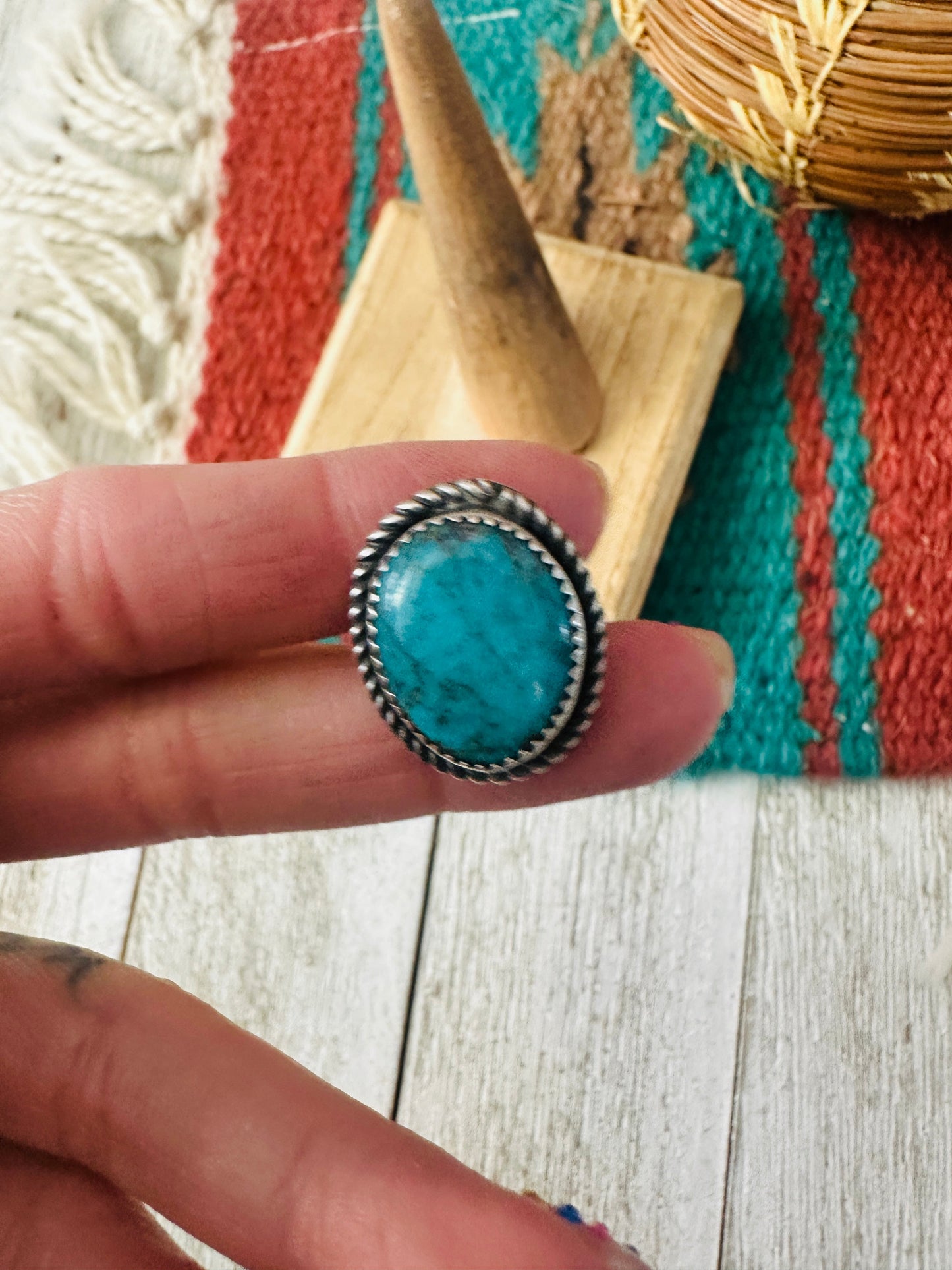 Old Pawn Handcrafted Sterling Silver & Turquoise Ring Size 4.75