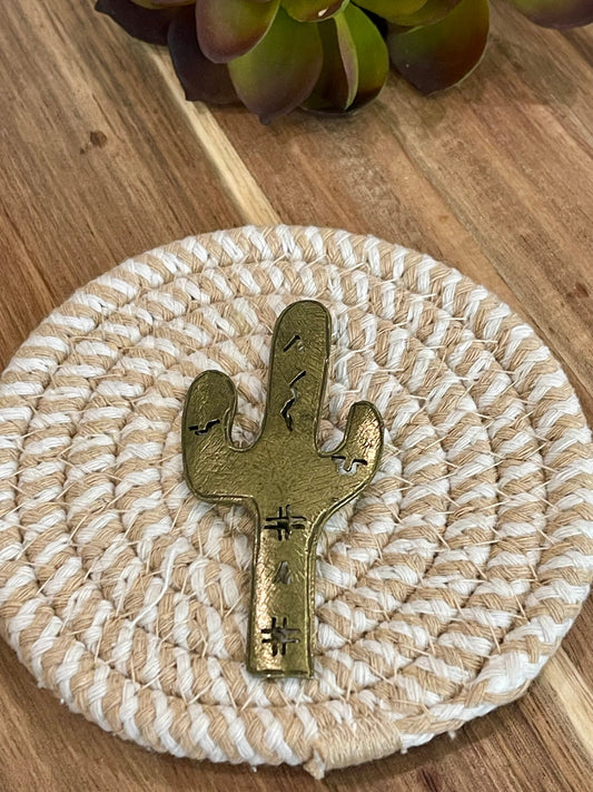 The Bijoux Vault: 1980’s Ultra Craft Gold Tone Pewter Cactus Pin