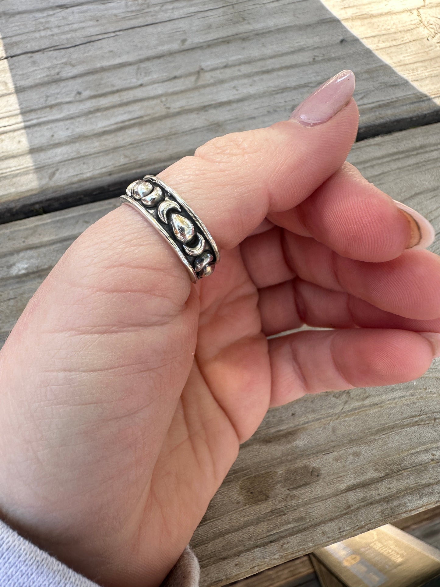 Beautiful Handmade Sterling Silver Adjustable Silver Ball Moon Ring Band pool