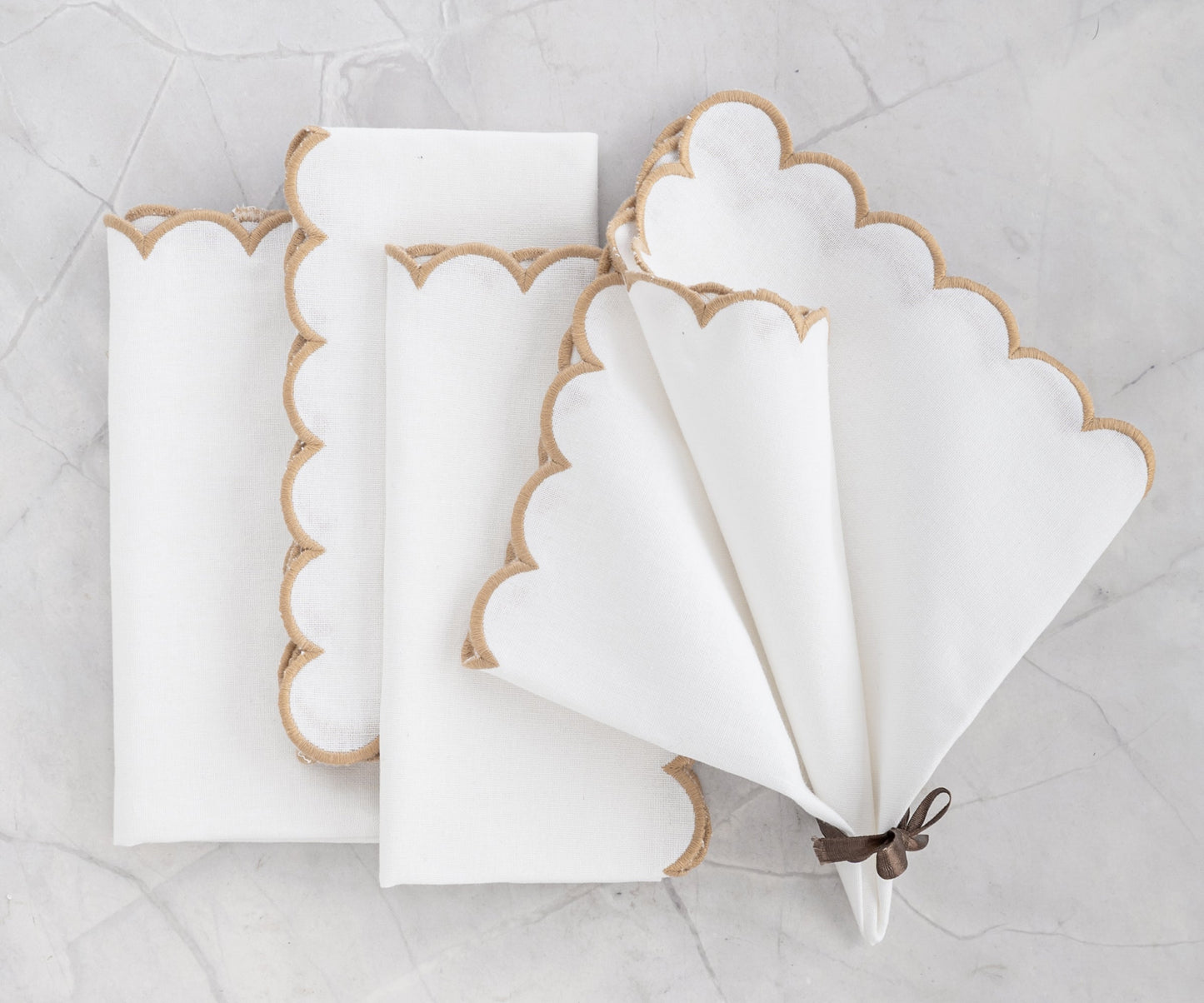 Scalloped Edge Linen Napkins
