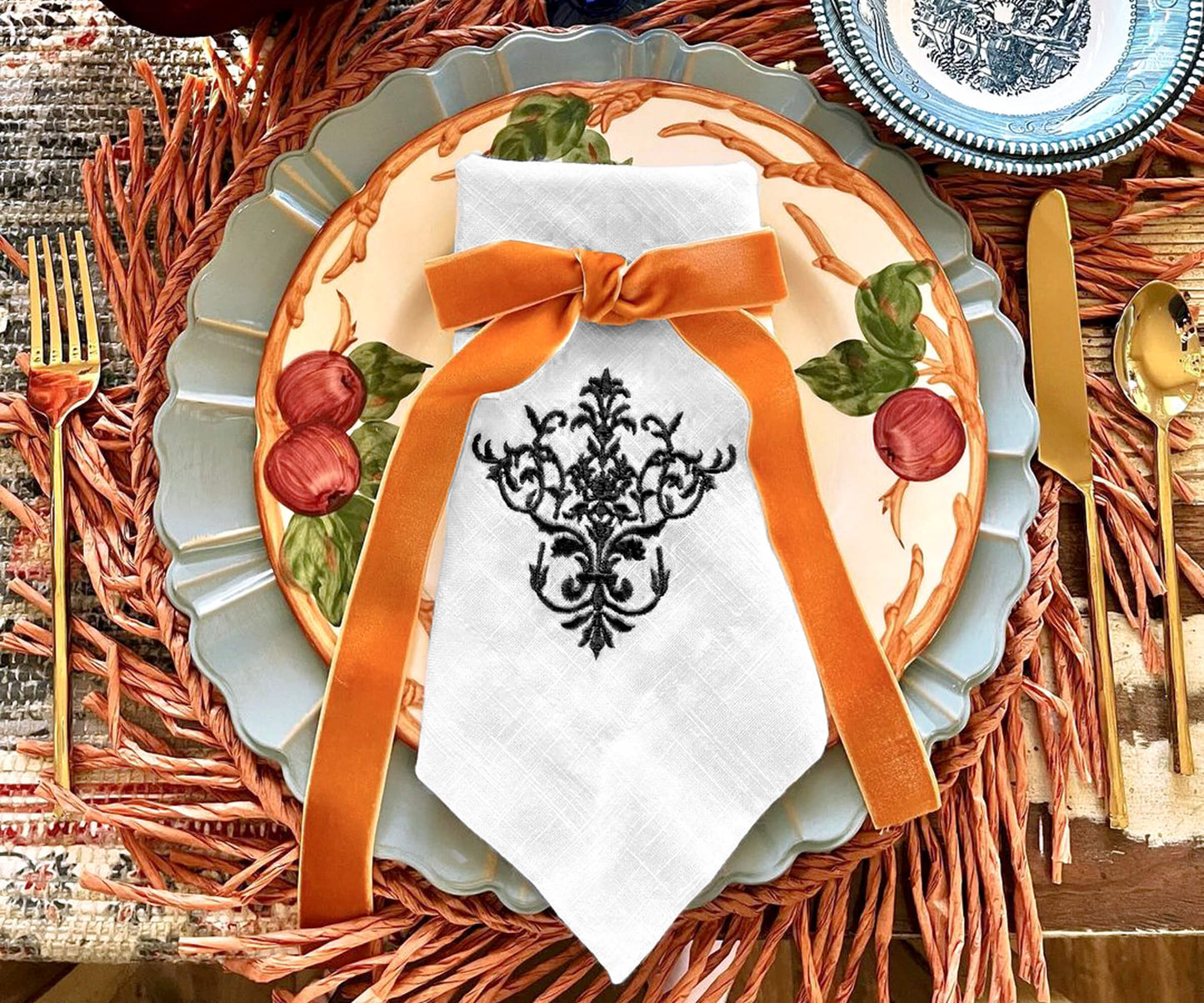 White Wedding Napkins - Victorian Napkins