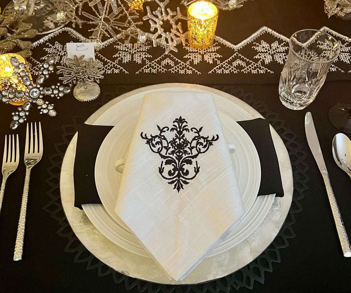 White Wedding Napkins - Victorian Napkins