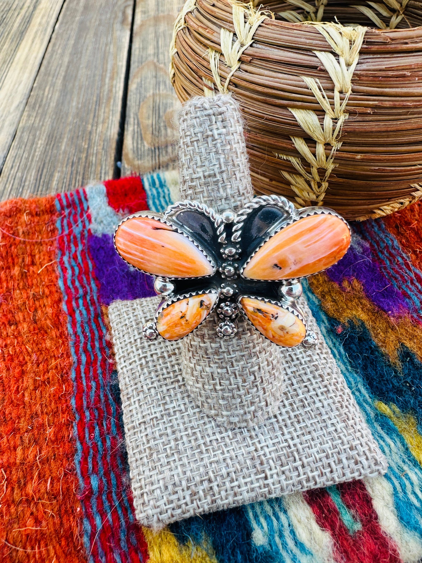 Handcrafted Spiny Oyster & Sterling Silver Dragonfly Ring