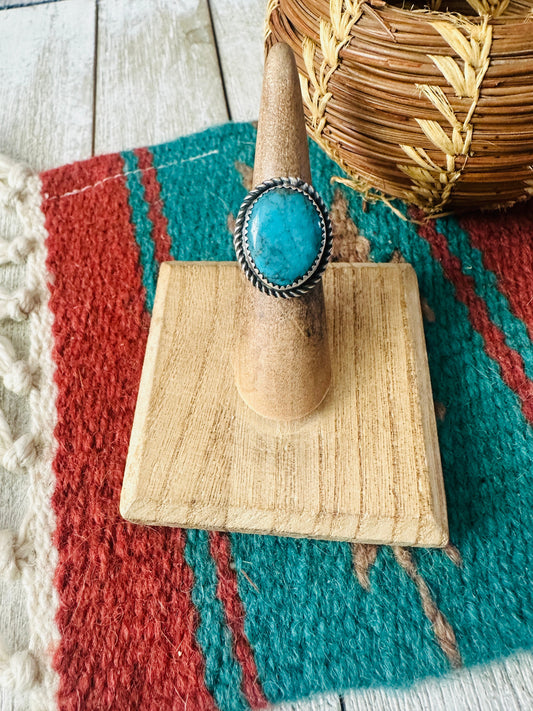 Old Pawn Handcrafted Sterling Silver & Turquoise Ring Size 4.75