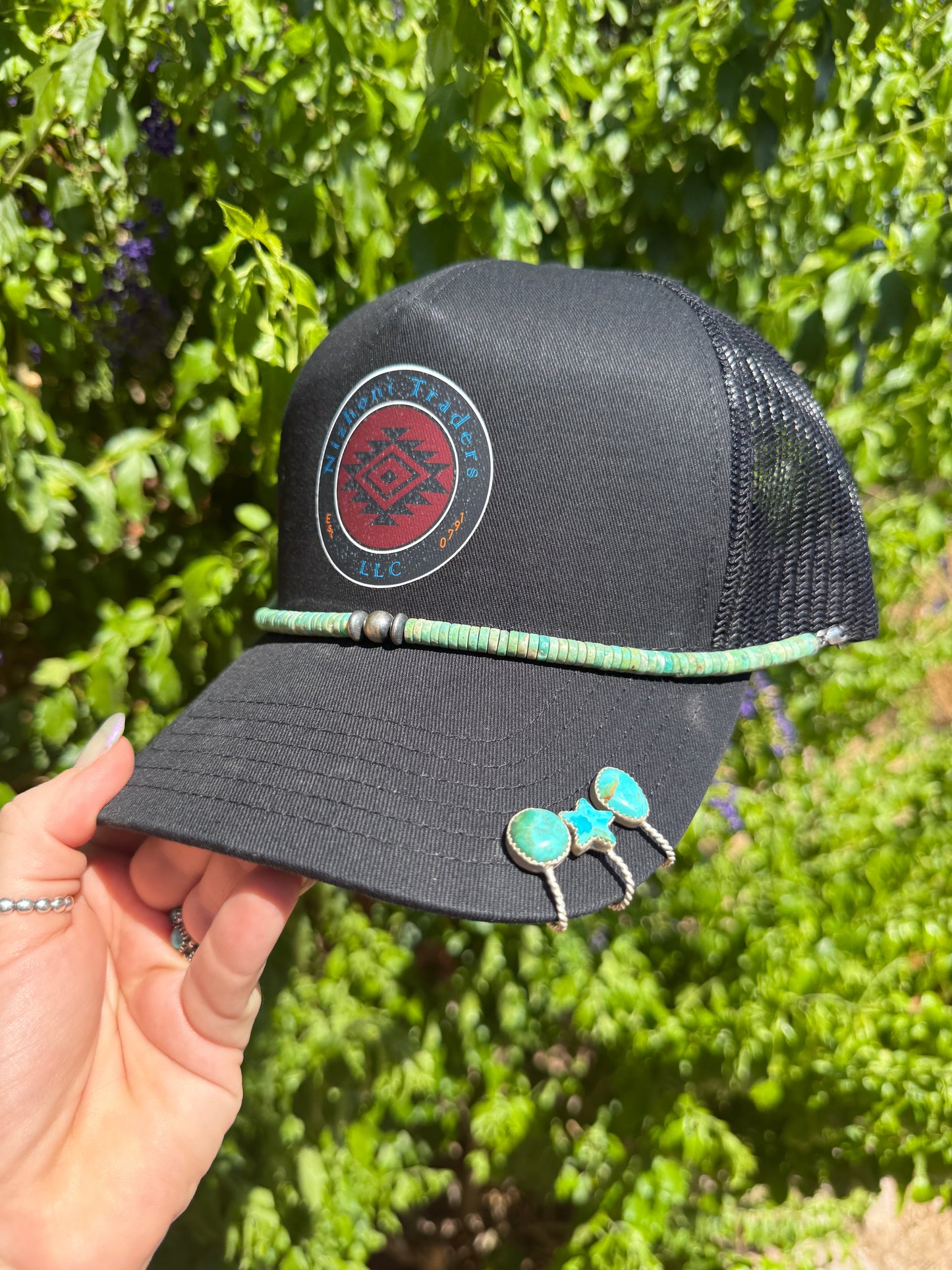 Nizhoni Traders TRUCKER HAT