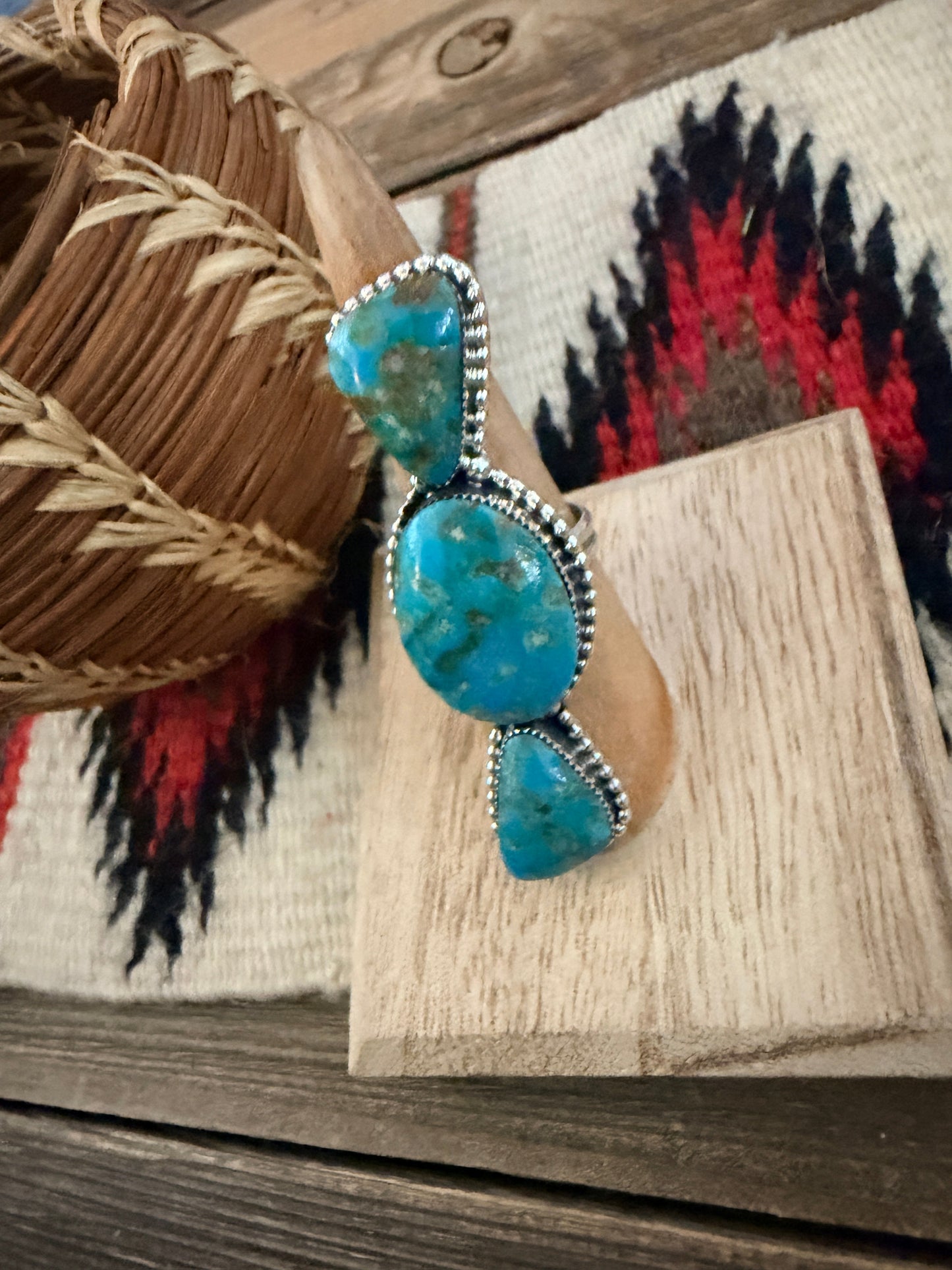 Handcrafted Kingman Turquoise & Sterling Silver Ring Size 5.75
