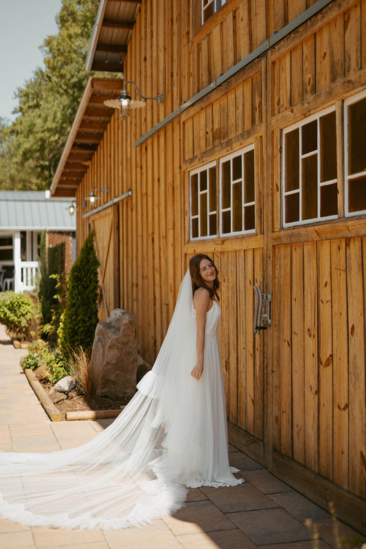 Beverly Ruffle Wedding Veil