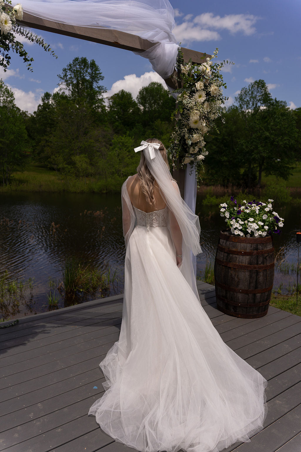 The Katie, Bow Veil