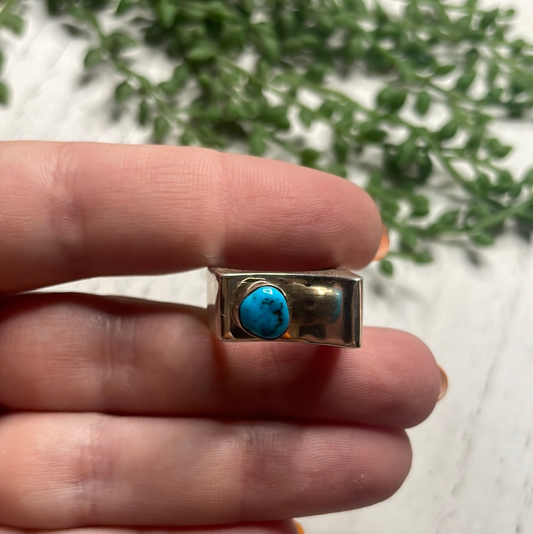 Handcrafted  Sterling Silver Single Stone Turquoise Dome Ringq