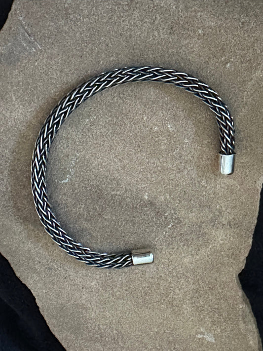 Oxidized Mesh Cuff