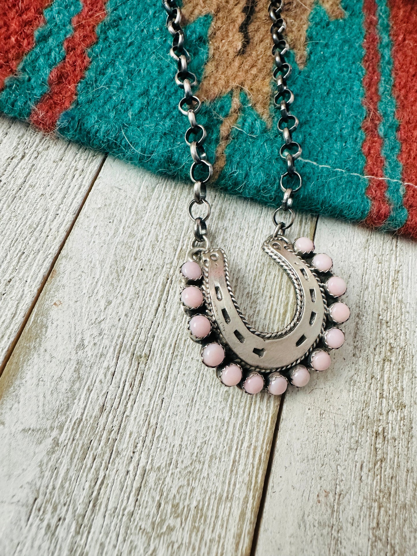 Navajo Queen Pink Conch & Sterling Silver Horseshoe Necklace