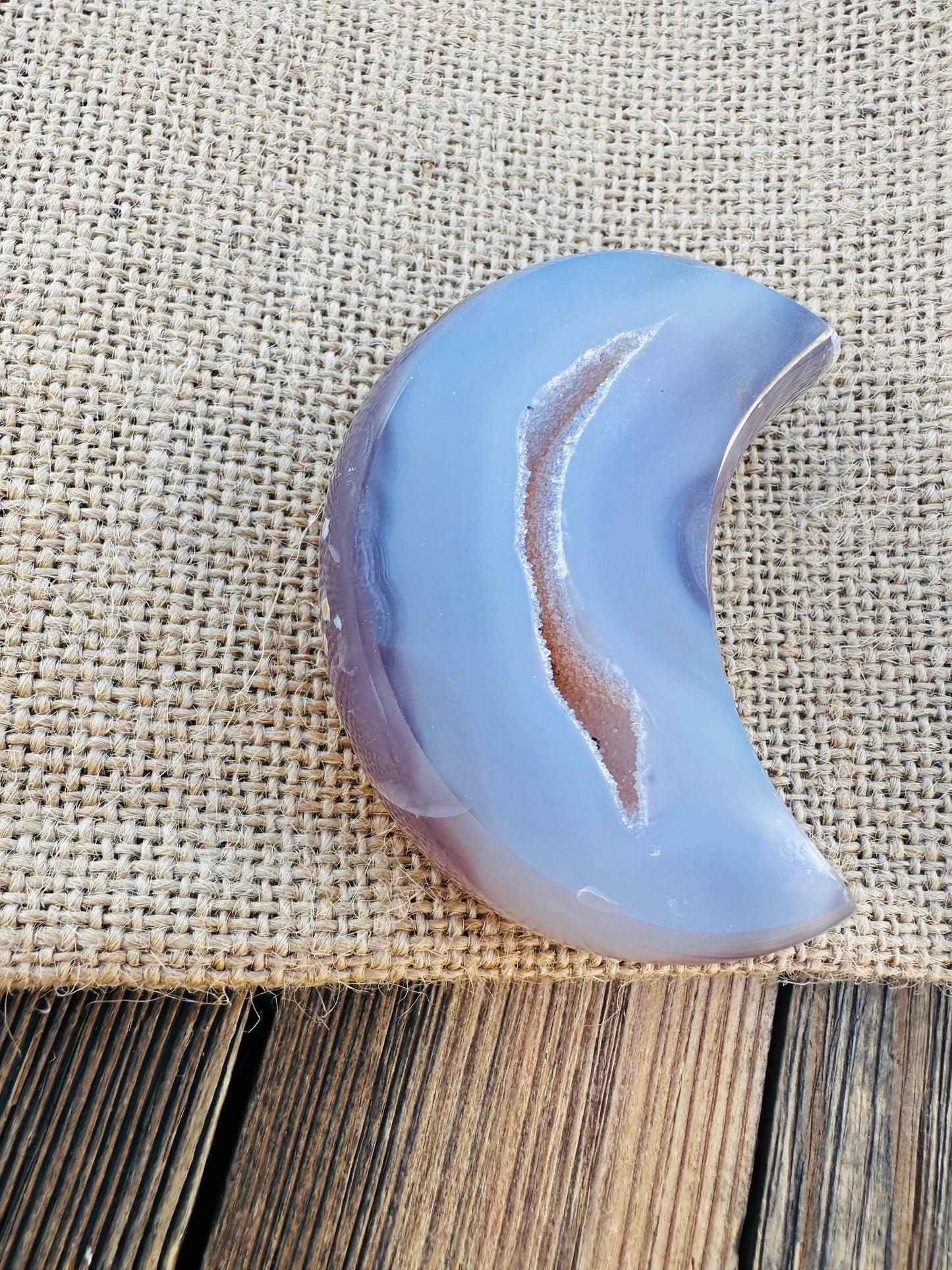 Nizhoni Crystals ✨ Polished Agate Crescent Moon