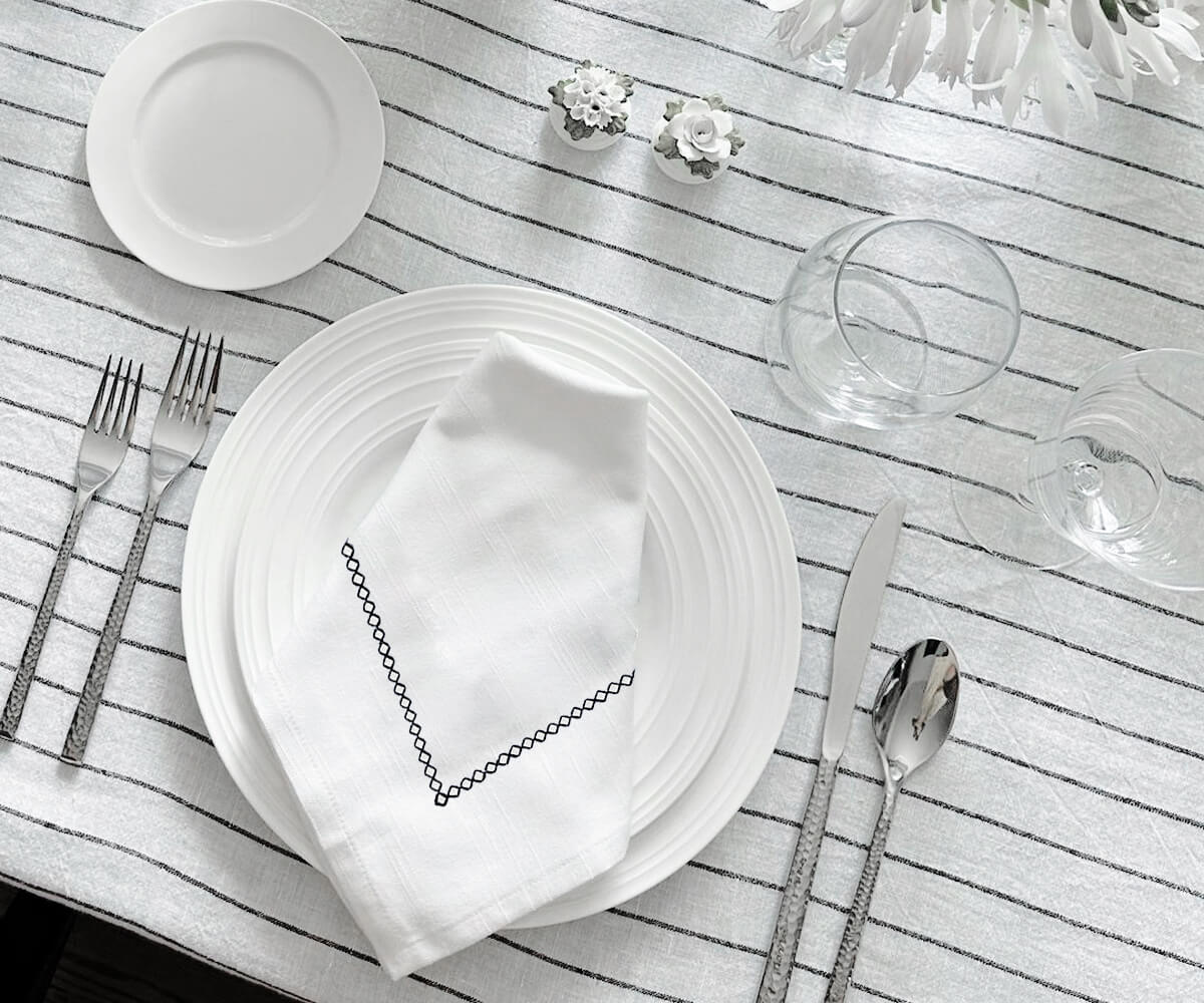 White Cloth Napkins - Diamond Embroidered Napkins