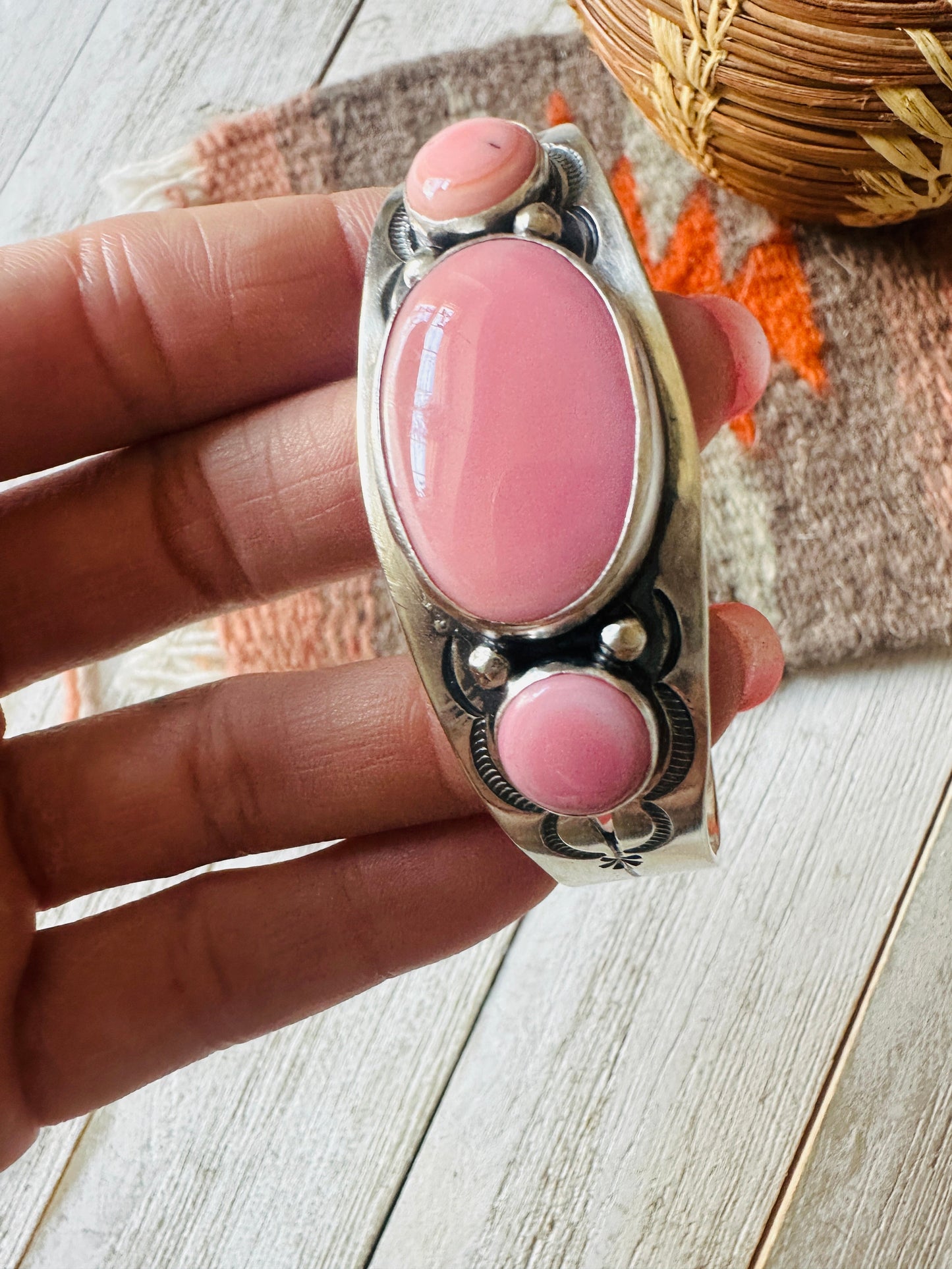 Handcrafted Queen Pink Conch Shell & Sterling Silver 3-Stone Cuff Bracelet
