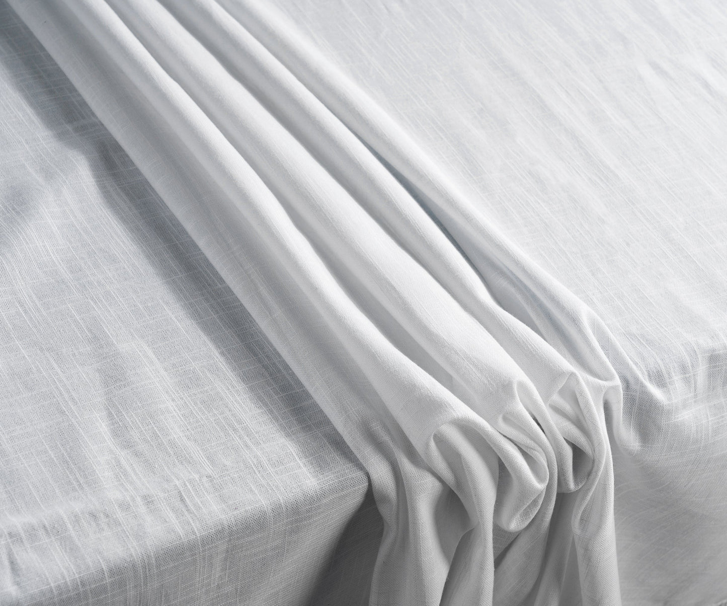 White Tablecloths - Fringe Edges